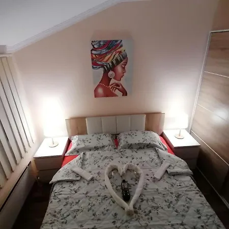 Apartment Dionis Sm *